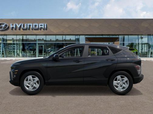 2025 Hyundai KONA SE