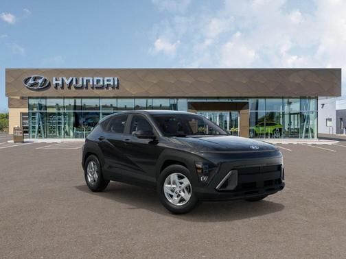 2025 Hyundai KONA SE