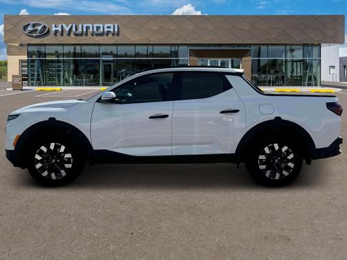 2025 Hyundai SANTA CRUZ SEL Activity