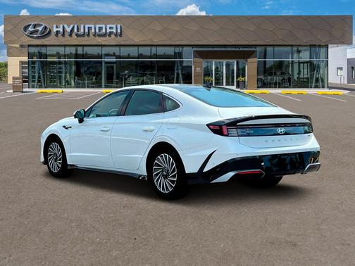 2025 Hyundai SONATA Hybrid Limited