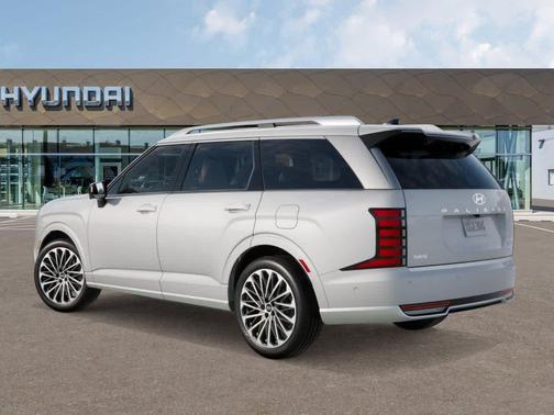 Creamy White Pearl 2027 Hyundai Palisade Hybrid Calligraphy