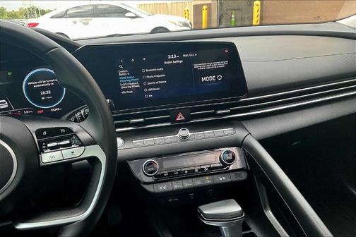 2022 Hyundai ELANTRA HEV Limited