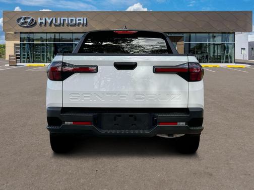 2025 Hyundai SANTA CRUZ SE