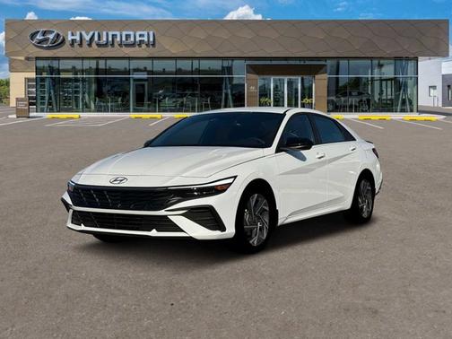 2025 Hyundai ELANTRA HEV SEL Sport