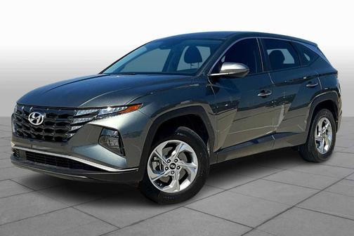 2023 Hyundai TUCSON SE