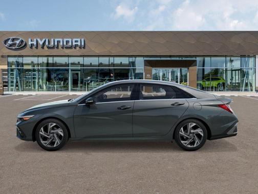 2025 Hyundai ELANTRA Limited