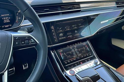 2022 Audi S8 4.0T quattro