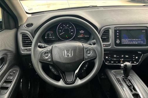2022 Honda HR-V EX