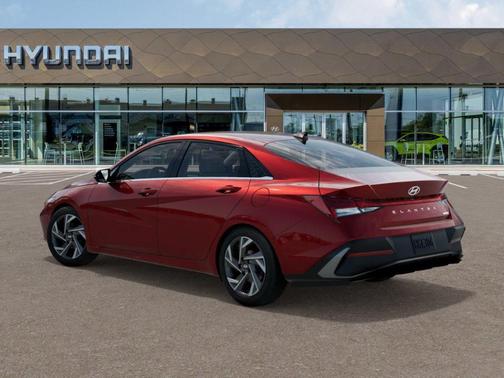 2025 Hyundai ELANTRA Limited