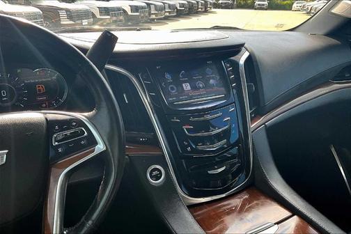 2016 Cadillac Escalade ESV Luxury