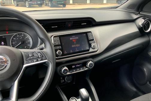 2019 Nissan Kicks SV
