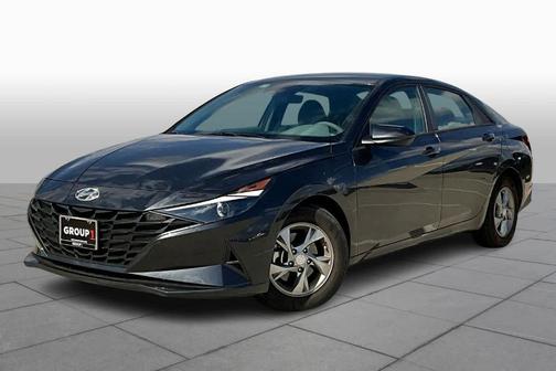 2023 Hyundai ELANTRA SE