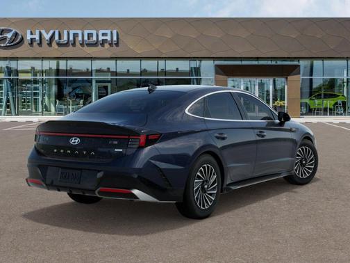 2025 Hyundai SONATA Hybrid SEL