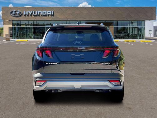 Ash Black 2026 Hyundai TUCSON Hybrid SEL