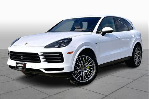 Carrara White Metallic 2022 Porsche Cayenne Cayenne E-Hybrid