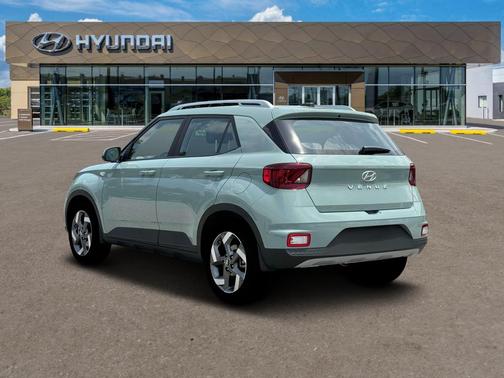 2025 Hyundai VENUE Limited