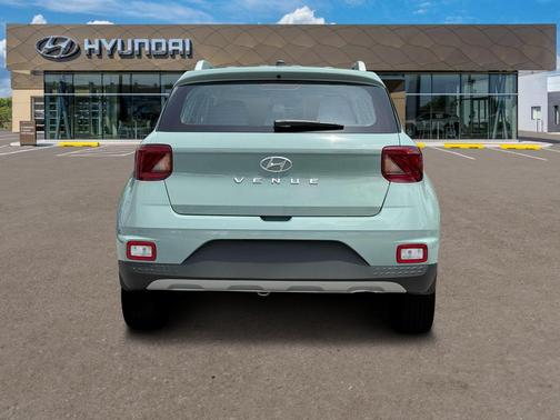 2025 Hyundai VENUE Limited