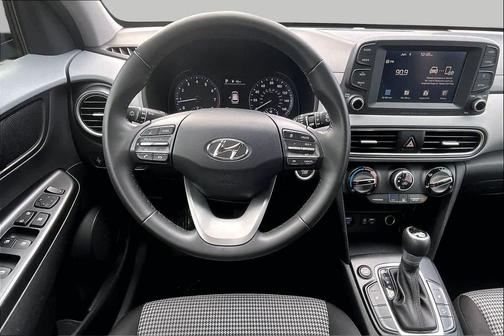 Ultra Black 2021 Hyundai KONA SEL