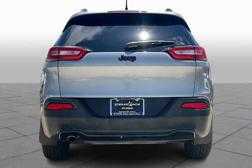 2017 Jeep Cherokee Sport
