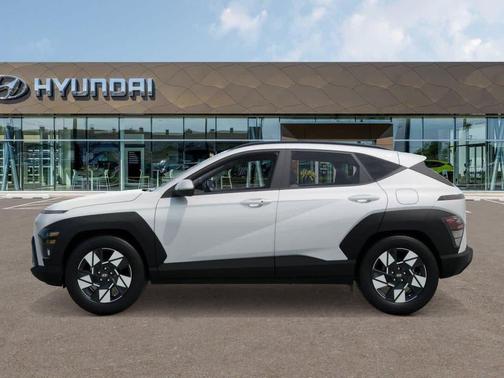Atlas White 2025 Hyundai KONA SEL