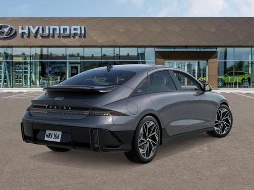2025 Hyundai IONIQ 6 Limited
