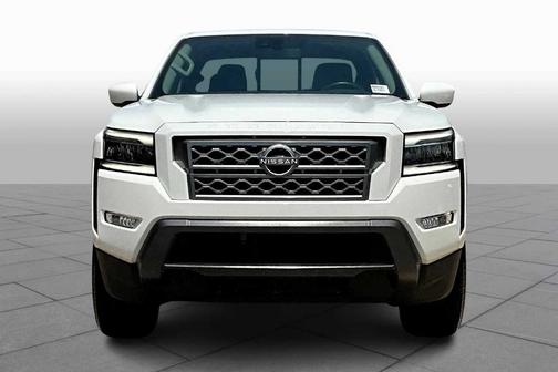 2024 Nissan Frontier SL