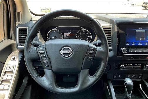 2024 Nissan Frontier SL