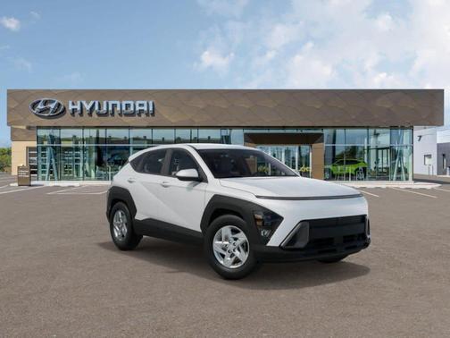 2025 Hyundai KONA SE