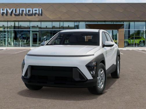 2025 Hyundai KONA SE