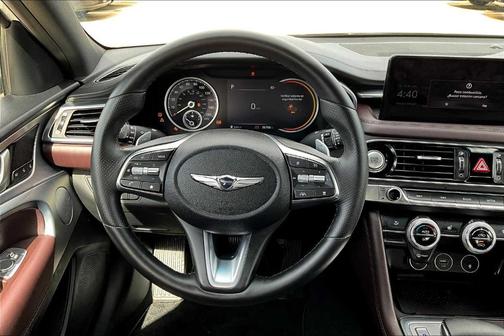 2022 Genesis G70 2.0T