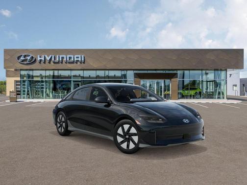 2025 Hyundai IONIQ 6 SE