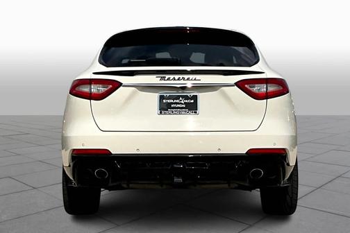 2017 Maserati Levante Base