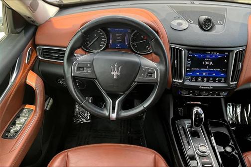 2017 Maserati Levante Base