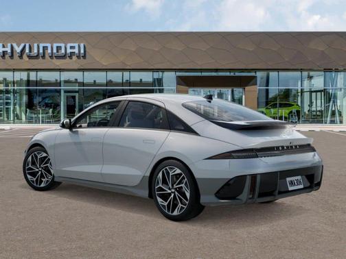 2025 Hyundai IONIQ 6 SEL