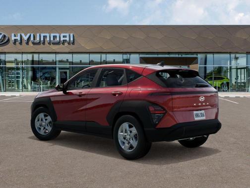 2025 Hyundai KONA SE