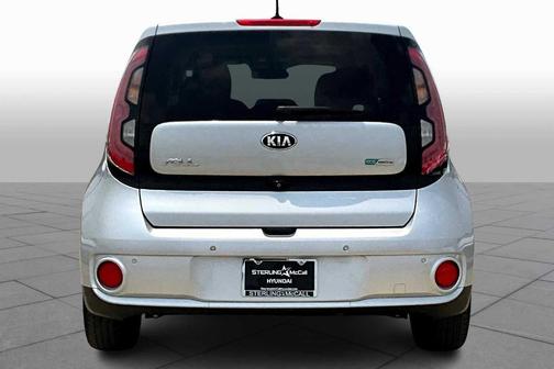 2016 Kia Soul EV +