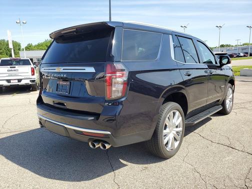 Midnight Blue Metallic 2022 Chevrolet Tahoe 4WD High Country