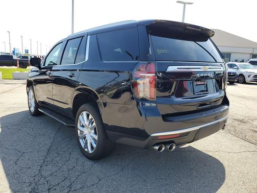 Midnight Blue Metallic 2022 Chevrolet Tahoe 4WD High Country