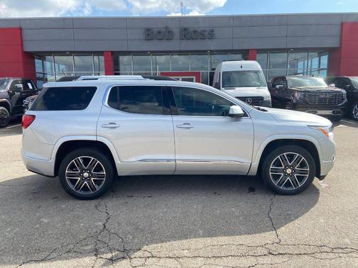 2018 GMC Acadia Denali