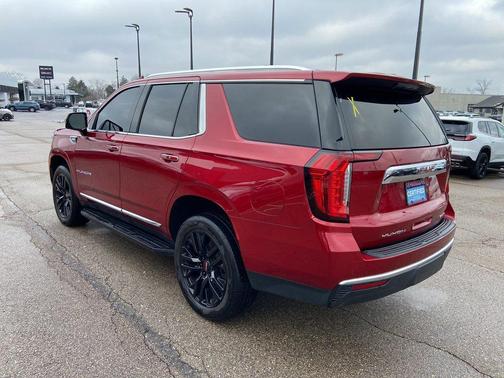 2022 GMC Yukon SLT