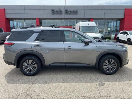 Gun Metallic 2024 Nissan Pathfinder SV 4WD