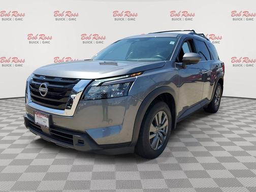 Gun Metallic 2024 Nissan Pathfinder SV 4WD