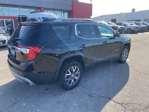 2023 GMC Acadia FWD SLE