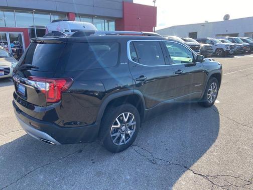 2023 GMC Acadia FWD SLE