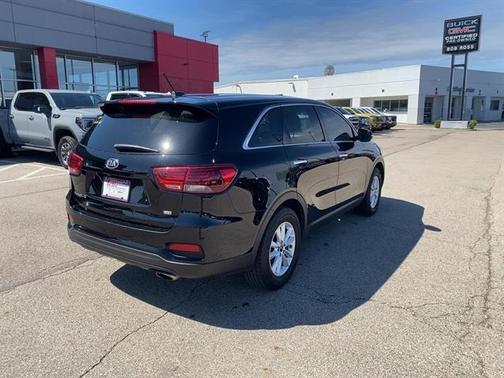 2020 Kia Sorento LX
