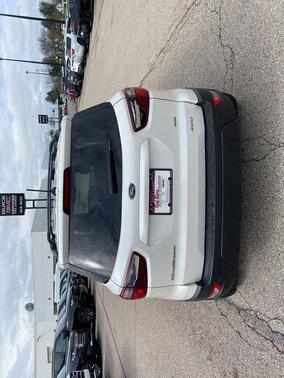 WHITE PLATINUM MET TRI-COAT 2018 Ford EcoSport SES