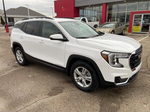 2022 GMC Terrain SLE