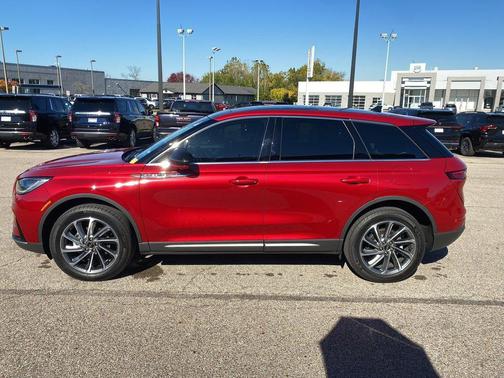 2024 Lincoln Corsair Premiere