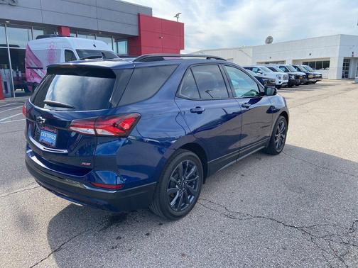2022 Chevrolet Equinox FWD RS