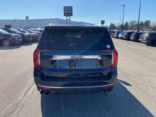 2022 GMC Yukon XL Denali